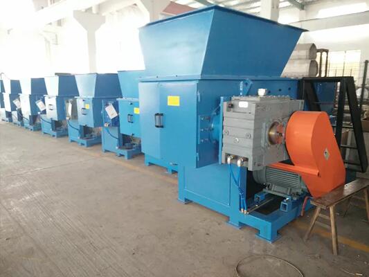 Продажа промышленных шредеров (одновальных и двухвальных)