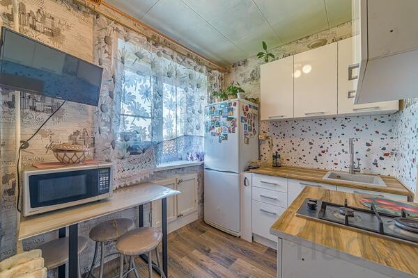 2-к квартира, 46 м², 5/5 эт.