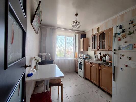 3-к квартира, 60 м², 8/9 эт.