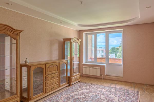 2-к квартира, 80 м², 3/4 эт.