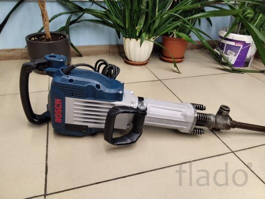 Продаю молоток отбойный Bosch