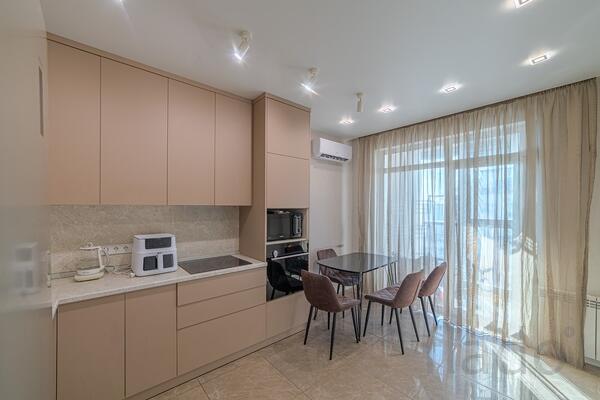 1-к квартира, 39 м², 13/18 эт.