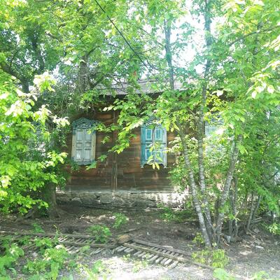 Здание 106.9 кв.м. и земельный участок 813кв.м