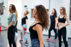 Уроки клубных танцев для девушек в Новороссийске